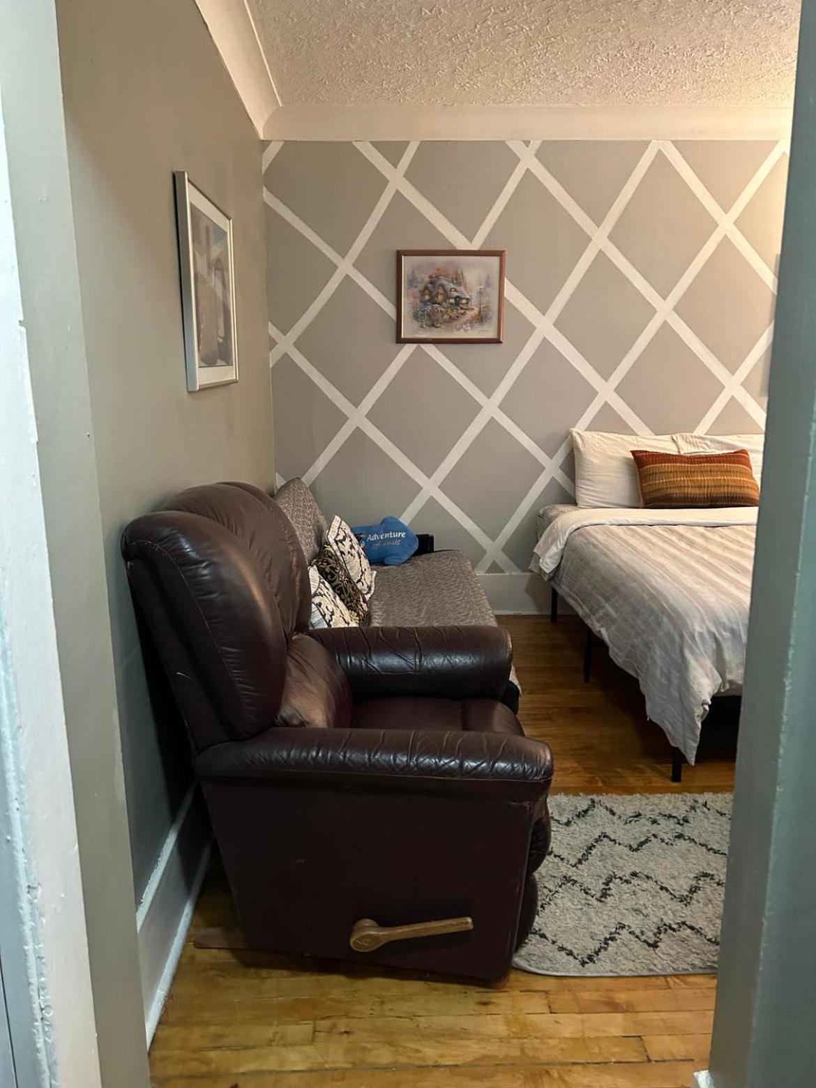 Maryland Homestay In Winnpeg Downtown Winnipeg Bilik gambar