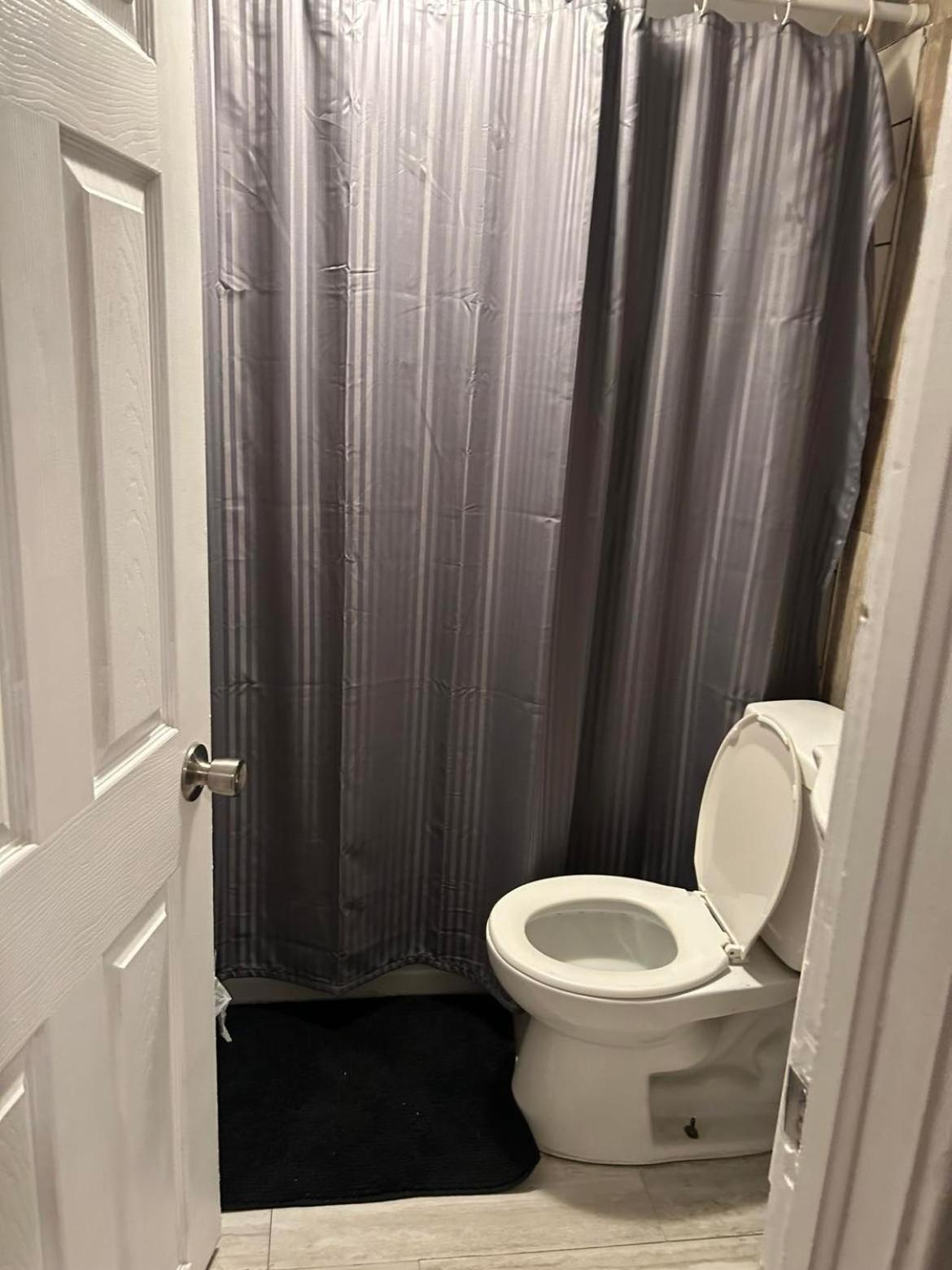 Maryland Homestay In Winnpeg Downtown Winnipeg Bilik gambar